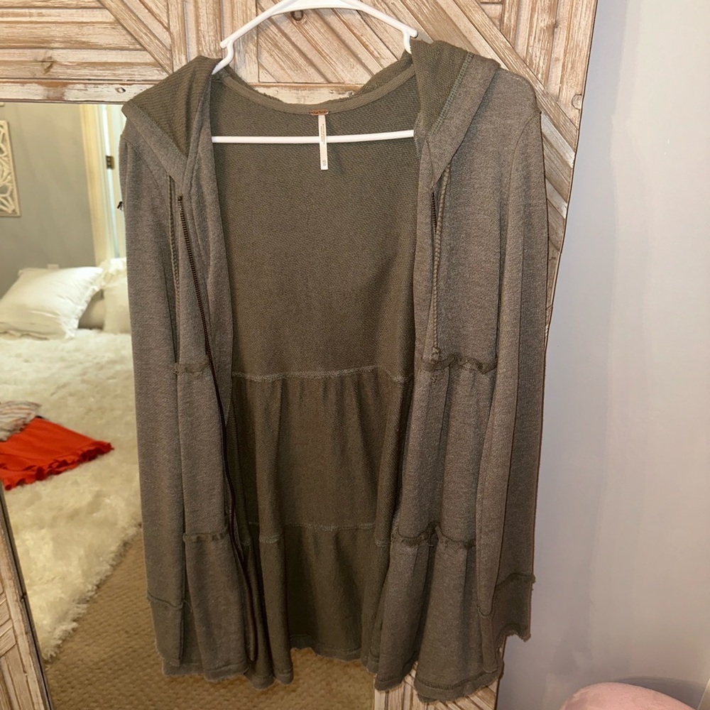 Free People NWT Oversized Jacket with Hood Size XS, Olive Green